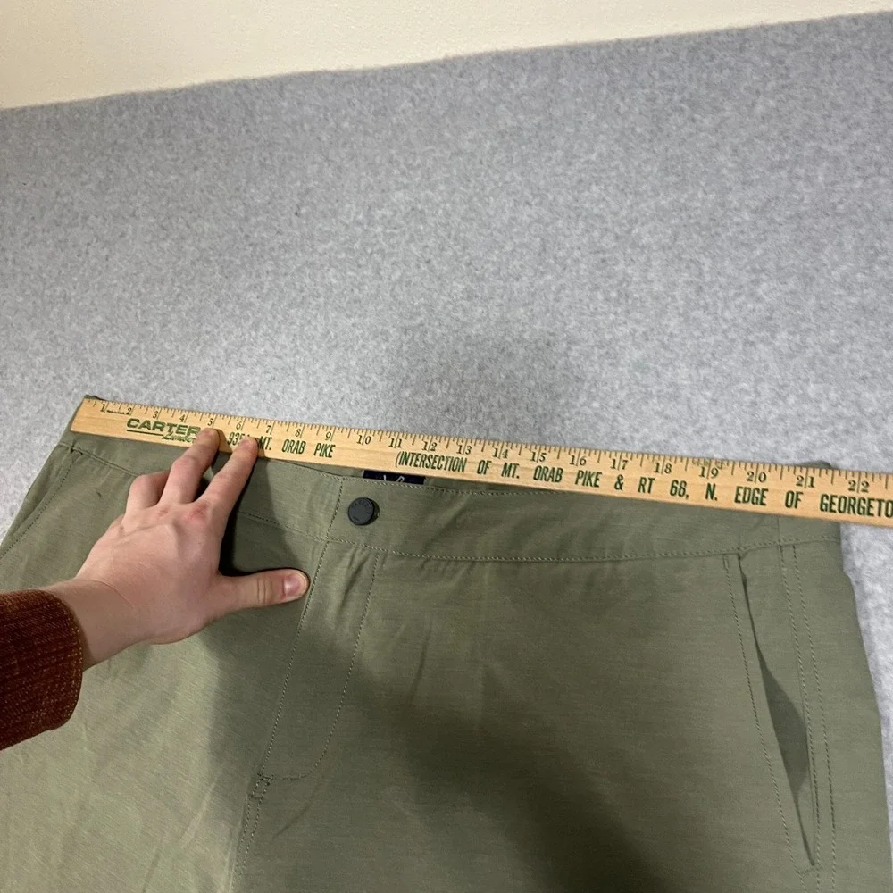 Faherty Shorts Mens 42 Green Chino All Day Flat Front Casual Performance Stretch